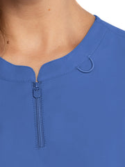 Med Couture - MC Insight - Women's 3-Pocket Zip Front Top