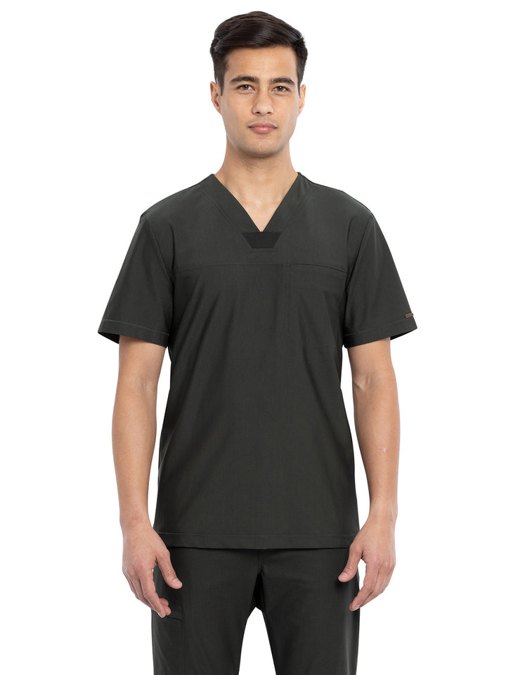 Cherokee - Form - Men's 1-Pocket Tuckable V-Neck Top