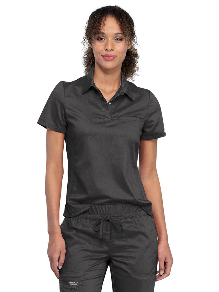 Cherokee - Workwear Revolution - Women's 1-Pocket Tuckable Snap Front Polo Shirt